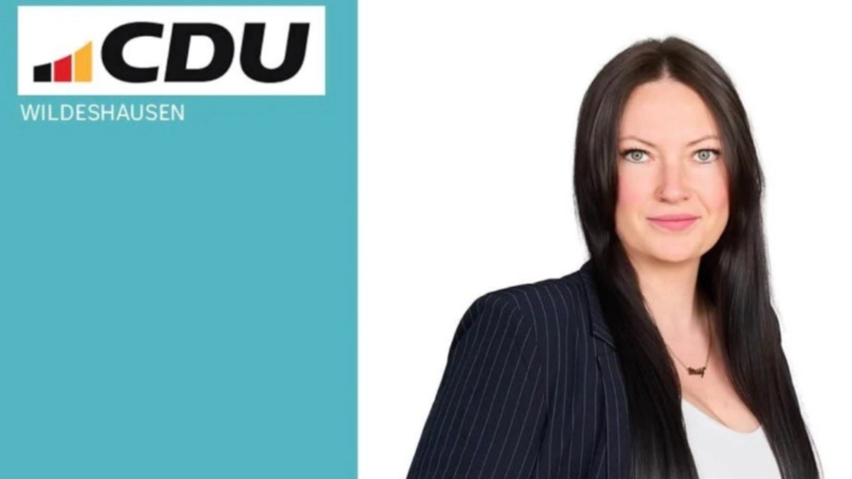 Σάλος στη Γερμανία με προεκλογική αφίσα – Το κολιέ της υποψήφιας που έγινε viral - Δείτε φωτογραφία