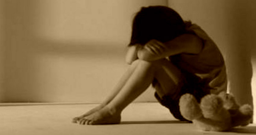 Φρίκη: 9χρονο κορίτσι γέννησε μετά το βιασμό από τον πατέρα της