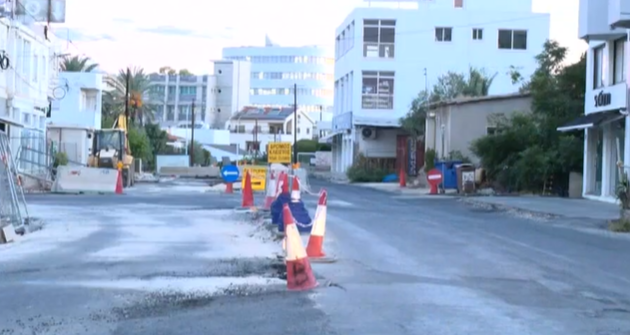 VIDEO- Για γερά νεύρα η Τσερίου: Σε απελπισία οι οδηγοί - Παίρνουν μαζί τους κώνους και καθρεφτάκια 