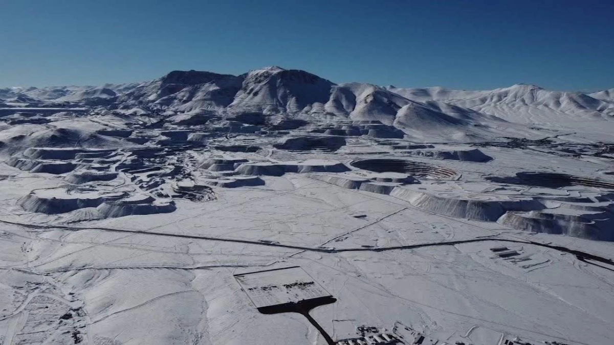 VIDEO: Χιόνισε στην έρημο Ατακάμα – Η πιο ξηρή έκταση του κόσμου «ντύθηκε» στα λευκά