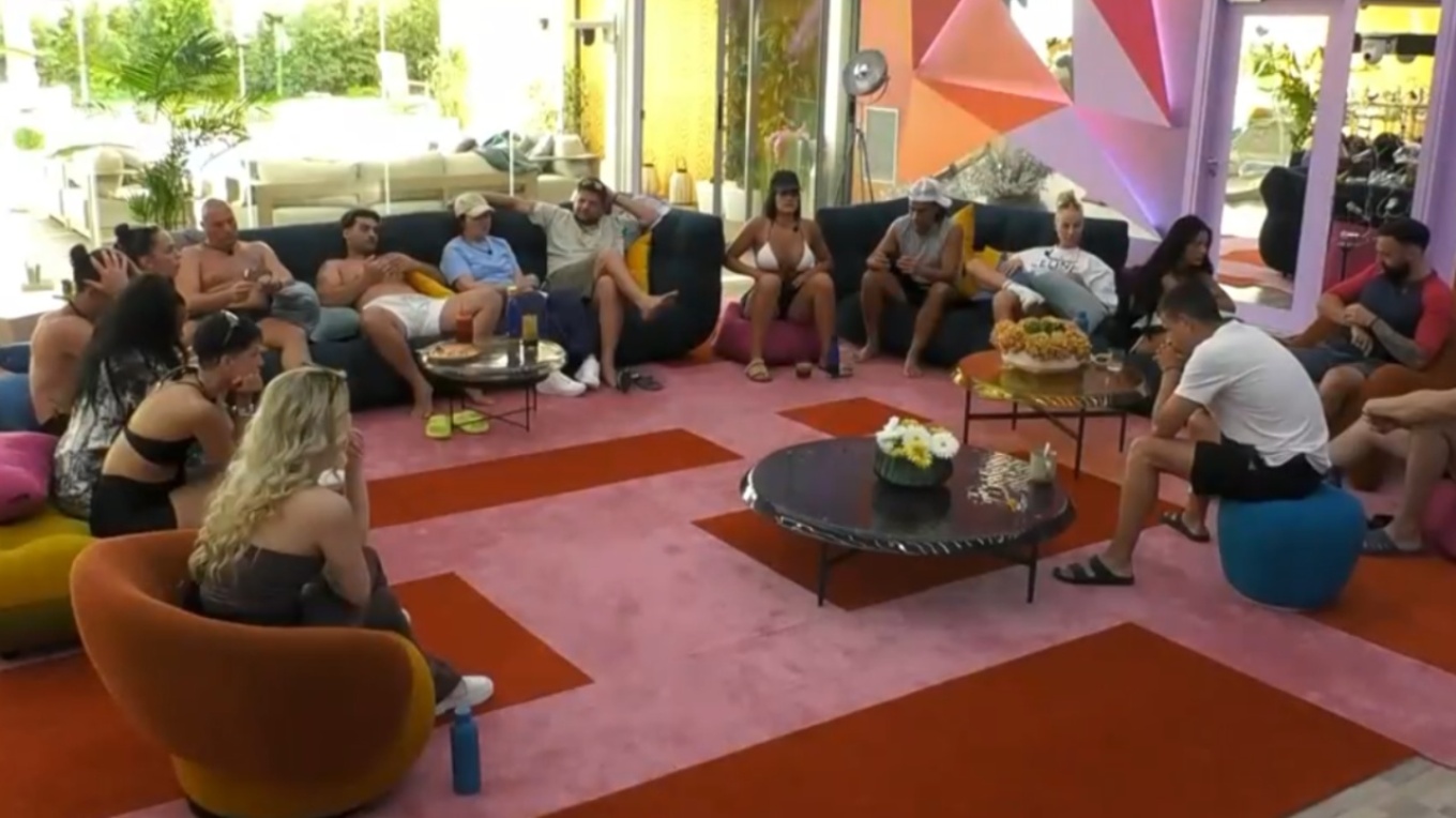 VIDEO: Big Brother: Οι απαιτήσεις του νέου αρχηγού, η βραδινή πτώση και η πρώτη ποινή