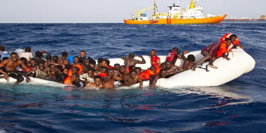 Δεκάδες μετανάστες αφίχθηκαν στη Λαμπεντούζα 