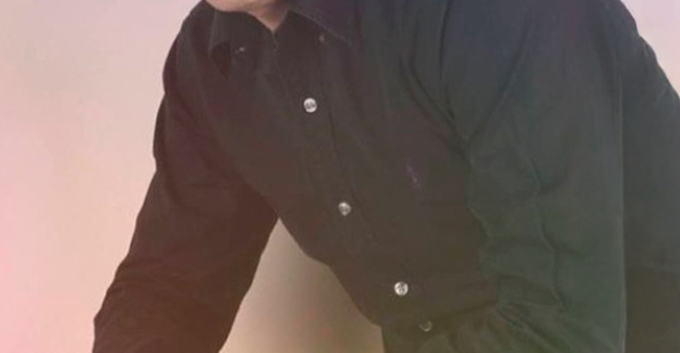 Αυτός είναι ο τραγουδιστής που δολοφονήθηκε στην Ελλάδα - Το θύμα είχε ραντεβού με γυναίκα