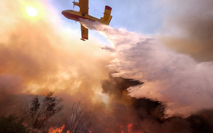 ΕΛΛΑΔΑ: Μεγάλη φωτιά στην Έυβοια- Εκκενώθηκε χωριό