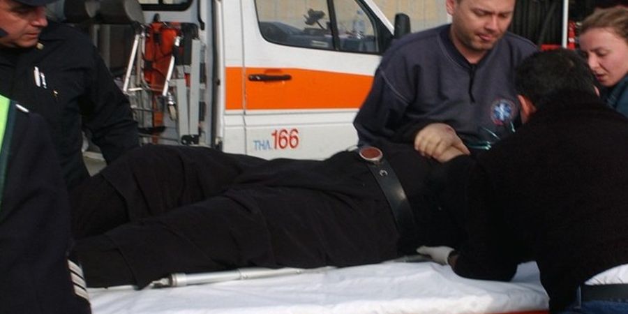 Σύγκρουση ΙΧ με φορτηγό στο ύψος των διοδίων Ωραιοκάστρου – Τρεις τραυματίες