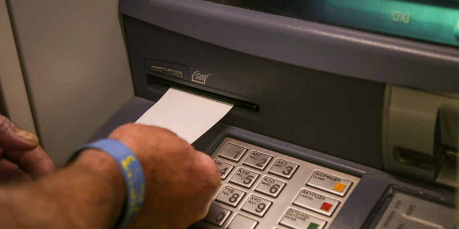 ΛΕΜΕΣΟΣ: Πήγε σε ATM για κατάθεση – Άναυδος με τις 8.500 ευρώ που του «έδωσε»