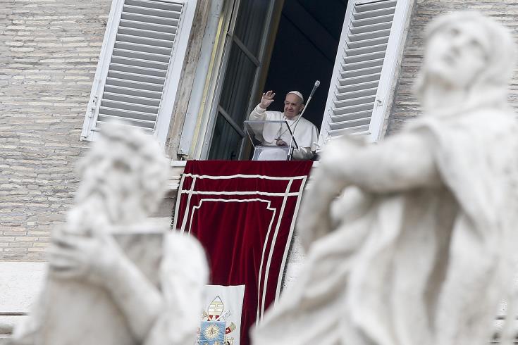 Πάπας Φραγκίσκος: Τροποποιεί το πρόγραμμά του γιατί κρυολόγησε