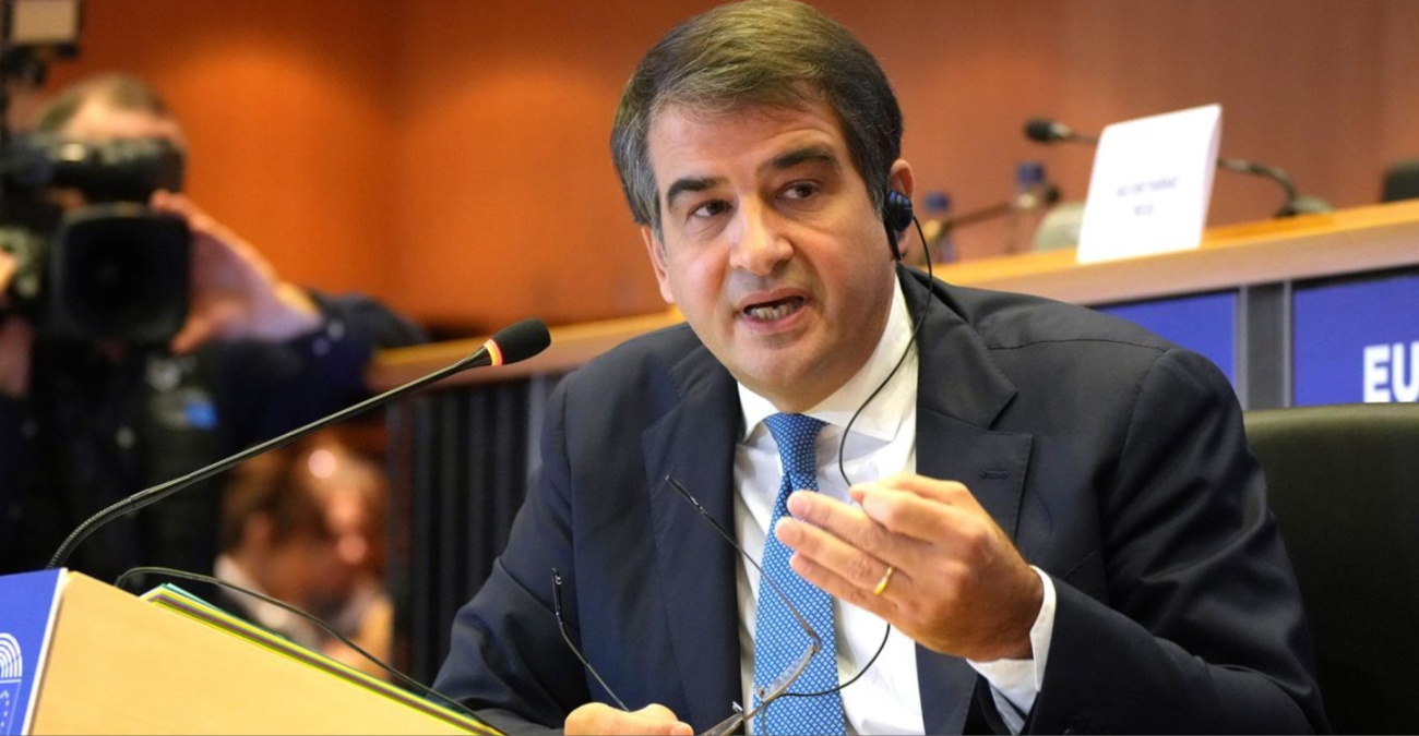 Απορρίπτει τον Ραφαέλε Φίτο το «υπεξ»: «Απάτη ο διορισμός του, αναξιόπιστη η ΕΕ»