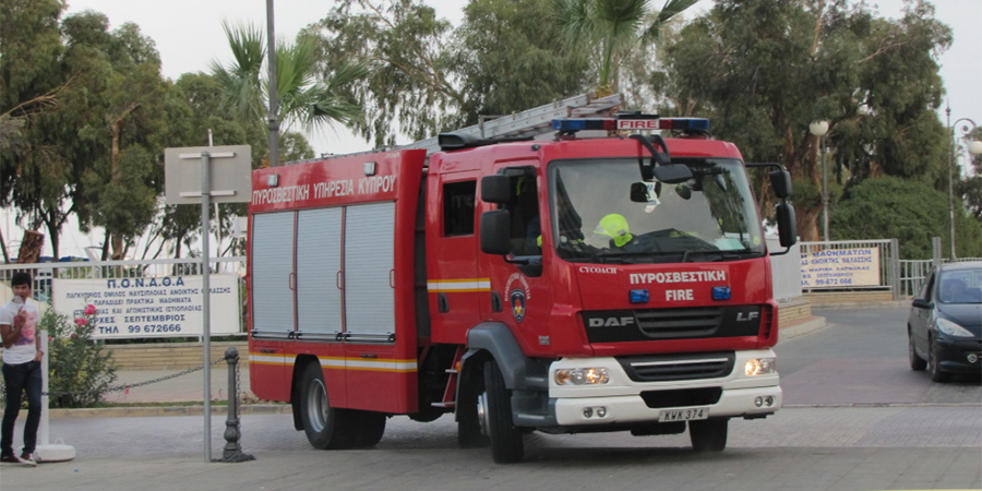 ΕΚΤΑΚΤΟ - ΠΑΡΑΛΙΜΝΙ: Νεκρή 44χρονη μετά από πυρκαγιά -Την εντόπισαν οι πυροσβέστες στο υπνοδωμάτιο