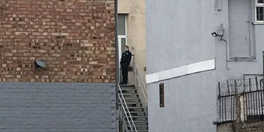 Νεκρός άνδρας εντοπίστηκε στο διαμέρισμά του – Φόνο «βλέπουν» οι αρχές – ΦΩΤΟΓΡΑΦΙΕΣ