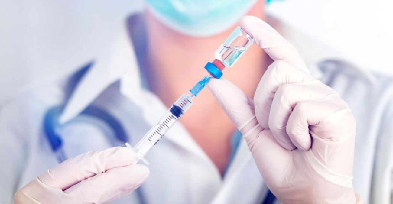 Θα εμβολιαστείς κατά της νόσου COVID – 19 και της γρίπης; Η λίστα με τα κέντρα και τα ωράρια