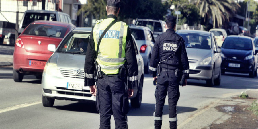 ΚΥΠΡΟΣ: «Πρόστιμο» σε όσους δεν ανανεώσουν την άδεια κυκλοφορίας τους μέχρι τα μεσάνυχτα -Βγαίνει στον δρόμο η Αστυνομία 