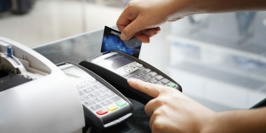«Βαριά» πρόστιμα σε όσους δεν δέχονται πληρωμές με κάρτα – Μέχρι πότε ισχύει η διορία για τις καινούριες επιχειρήσεις