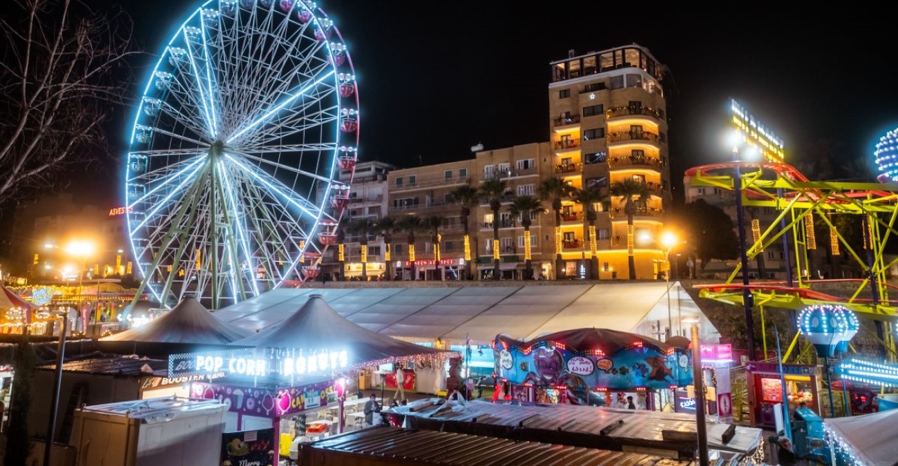 Τα Χριστούγεννα ζωντανεύουν στην Παραμυθούπολη - Χορευτικές παραστάσεις, ξυλοπόδαρους και Άγιος Βασίλης – Δείτε το πρόγραμμα εκδηλώσεων