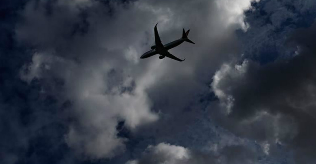 Έγκυος προσποιήθηκε ότι γεννά για να προσγειωθεί το αεροπλάνο - Μετανάστες τράπηκαν σε φυγή σε πτήση από Μαρόκο προς Τουρκία