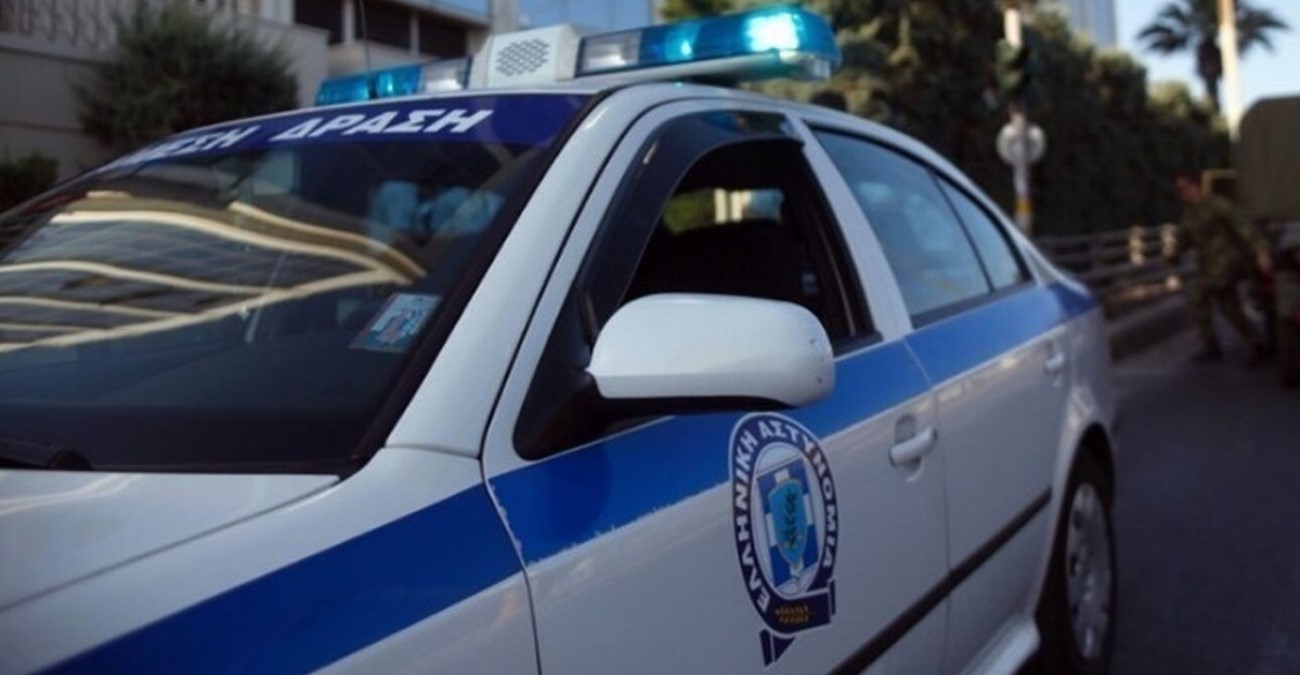 Φθιώτιδα: Συνελήφθη 30χρονος στον Άγιο Κωνσταντίνο - Στο σπίτι του εντοπίστηκαν μαχαίρια και ναρκωτικά