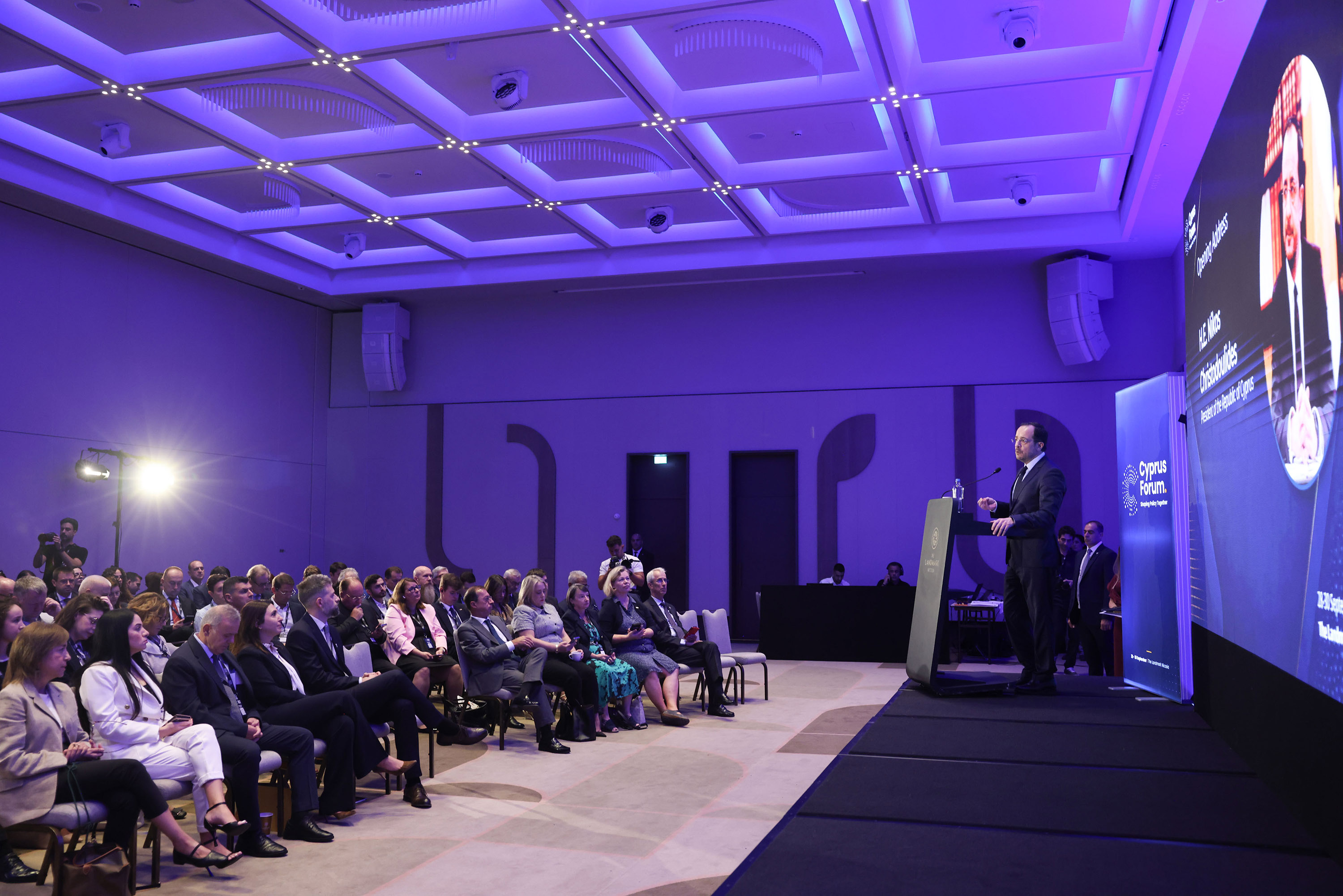 ΠτΔ στο Cyprus Forum: Αναφέρθηκε στις πολιτικές ενθάρρυνσης της συμμετοχικής δημοκρατίας 