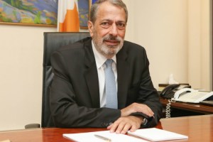 Υπουργός Δικαιοσύνης: «Θα έρθουν ειδικοί στην Κύπρο για να βοηθήσουν τις αρχές για τους κόκκινους φακέλους»