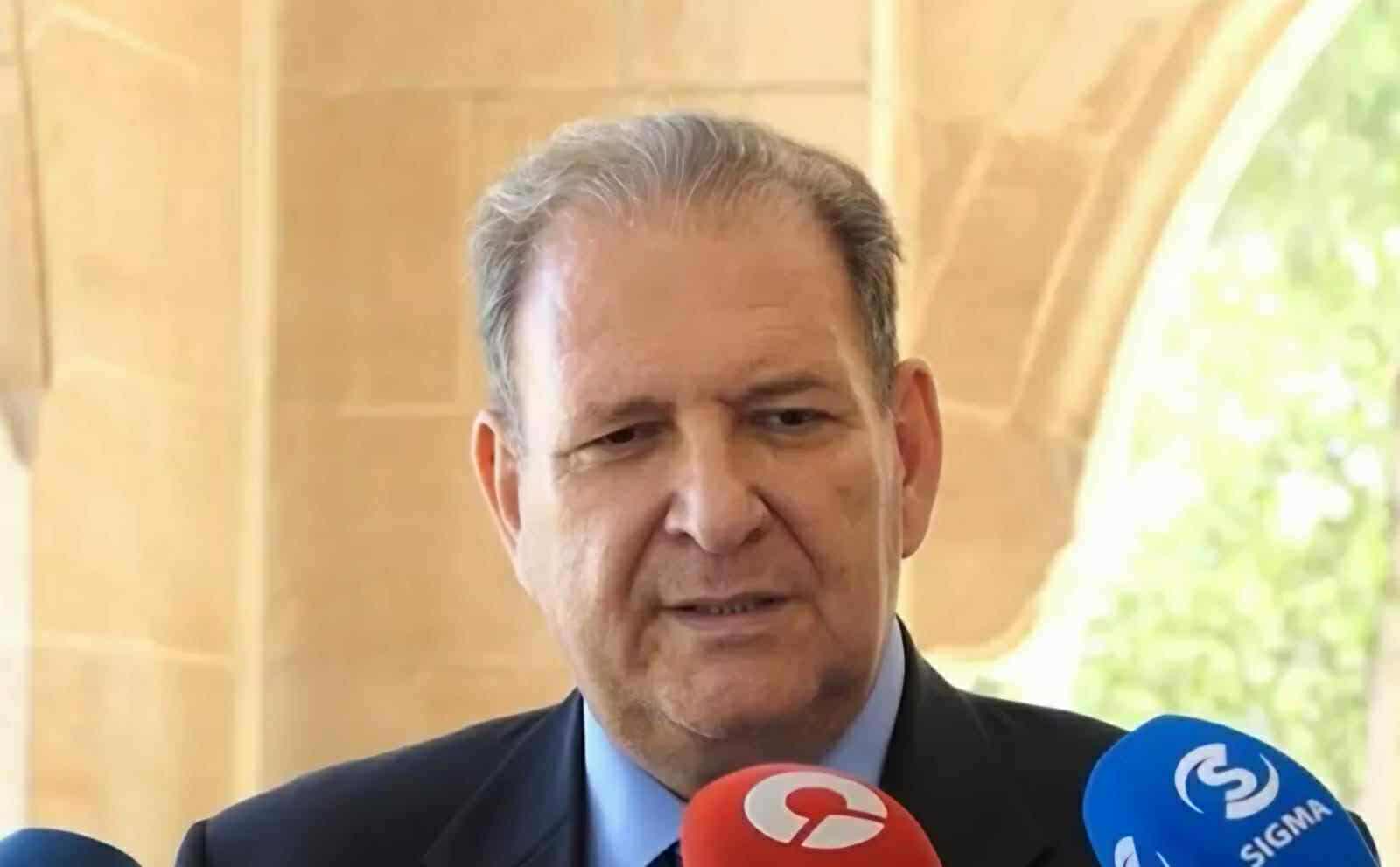 Βίκτωρας Παπαδόπουλος: «Ο ΠτΔ έχει καθαρά χέρια, εδώ σκέφτεται αν θα πάει σε ένα εστιατόριο» - Η κόντρα με ΑΚΕΛ και η απάντηση Στεφάνου