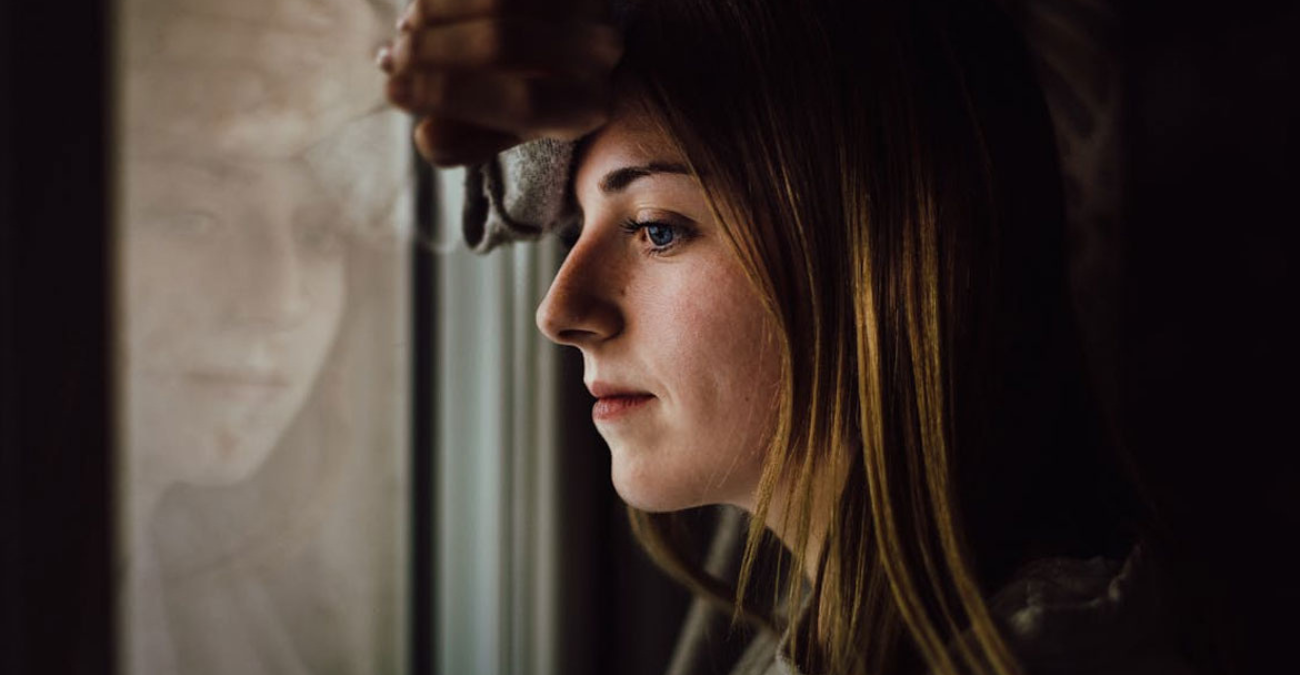 Πώς θα σταματήσει να σε νοιάζει η γνώμη των άλλων;