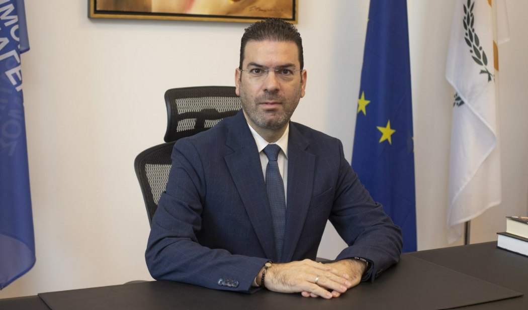 Δίπλαρος: Προειδοποιεί για κίνδυνο διάσπασης στον ΔΗΣΥ-Αιχμές για προσωπικές φιλοδοξίες