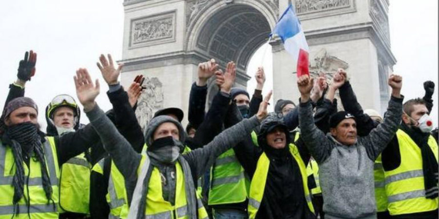 Συγκρούσεις μεταξύ Αστυνομίας και διαδηλωτών στο Παρίσι 