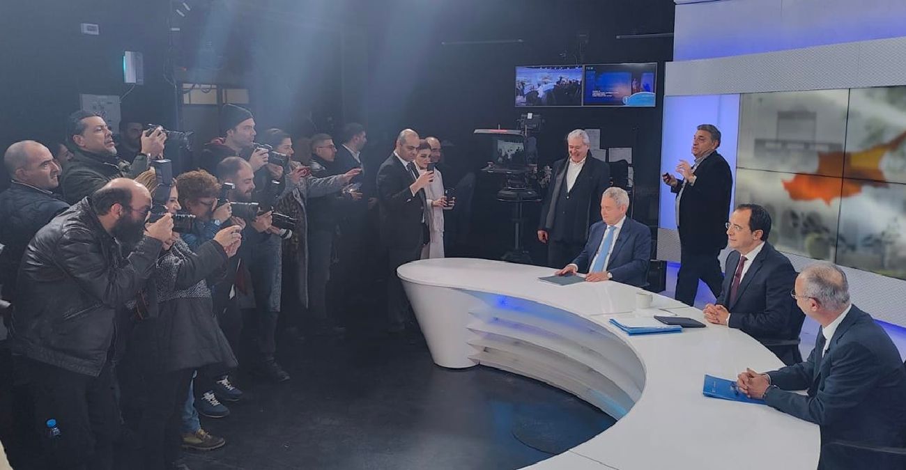 Αβέρωφ, Μαυρογιάννης, Χριστοδουλίδης: Ολομέτωπη «επίθεση» μπροστά στις κάμερες της Κρατικής Τηλεόρασης – Όσα έγιναν στο Debate  