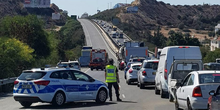 Τροχαίο ατύχημα στον αυτοκινητόδρομο – Συγκρούστηκαν τρία οχήματα