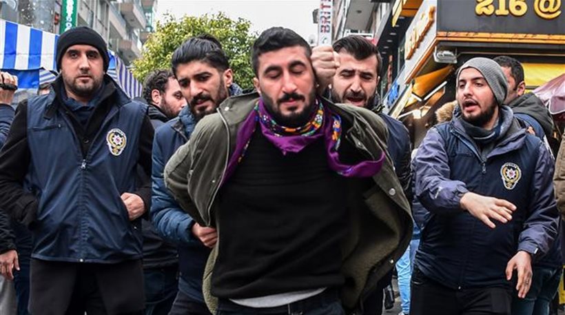 Συνελήφθησαν 24 άτομα για «διαδικτυακή αμαύρωση» της εισβολής της Τουρκίας στη Συρία