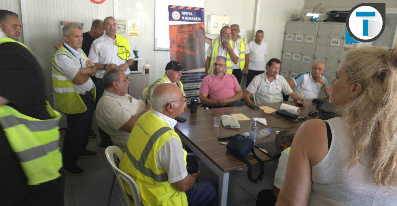 Σε στάση εργασίας οι οδηγοί της εταιρείας Cyprus Public Transport στη Λάρνακα - Δείτε φωτογραφία 