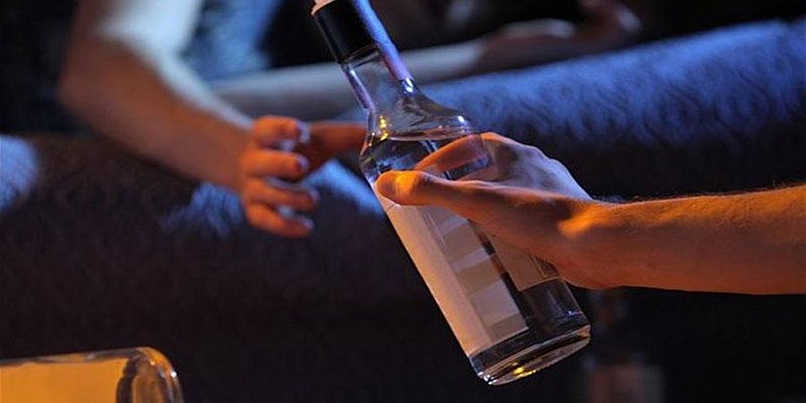 ΚΥΠΡΟΣ: Πόσα ποτά καταναλώνουν οι ανήλικοι σε κάθε τους έξοδο – Τραγικά τα στοιχεία έρευνας