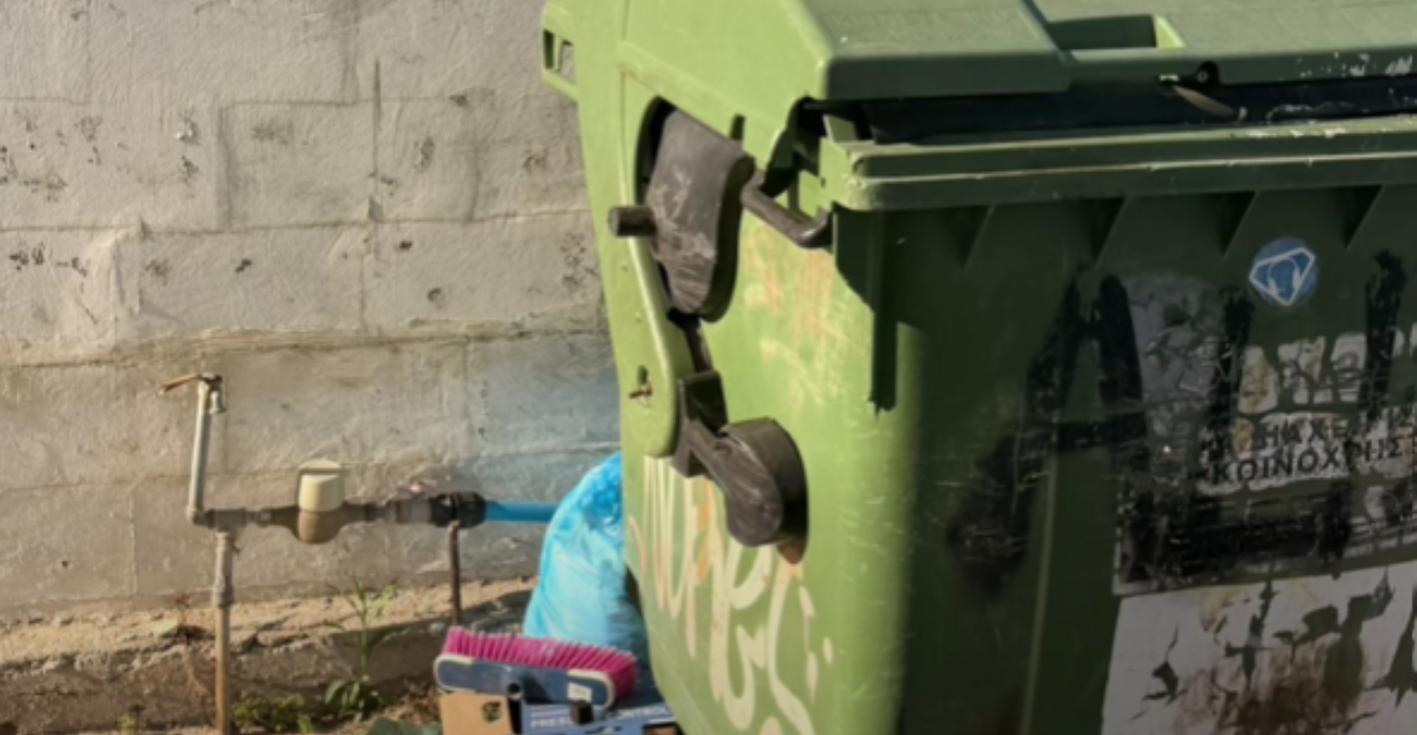 «Αδειάζουν τους κάδους και αφήνουν τα σκουπίδια πίσω»: Ξέσπασμα δημότη στην Έγκωμη για τους σκουπιδιάρηδες - Φωτογραφία