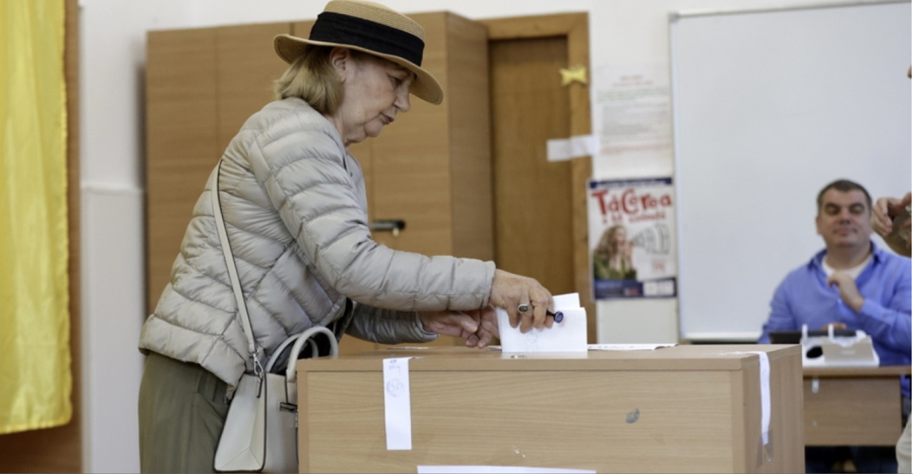 Ρουμανία: Παραιτήθηκε ο πρωθυπουργός της χώρας μετά την ήττα του κυβερνώντος συνασπισμού