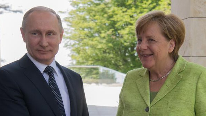 Κλείδωσε η συνάντηση Μέρκελ-Πούτιν - Τι θα συζητήσουν