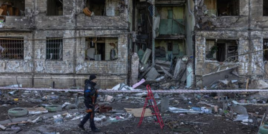 Ο πόλεμος μπορεί να τελειώσει τον Μάιο εκτιμά το Κίεβο, ενώ παρατείνεται ο στρατιωτικός νόμος