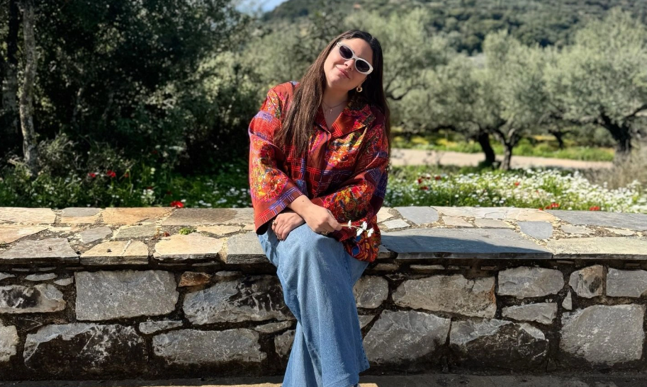 Δανάη Μπάρκα: Η αλλαγή στην εικόνα της και η νέα της ζωή στην Καλαμάτα μέσα από φωτογραφίες!