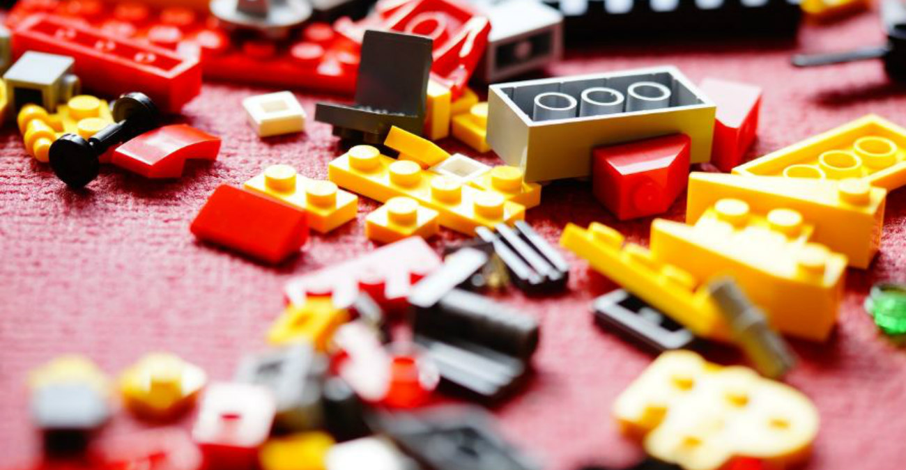 LEGO: Έχετε αναρωτηθεί τι σημαίνει πραγματικά το όνομα των αγαπημένων παιχνιδιών;