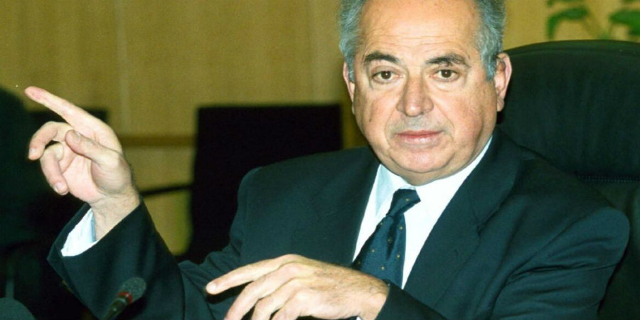 Πέθανε ο πρώην υφυπουργός και βουλευτής του ΠΑΣΟΚ Δημήτρης Αποστολάκης