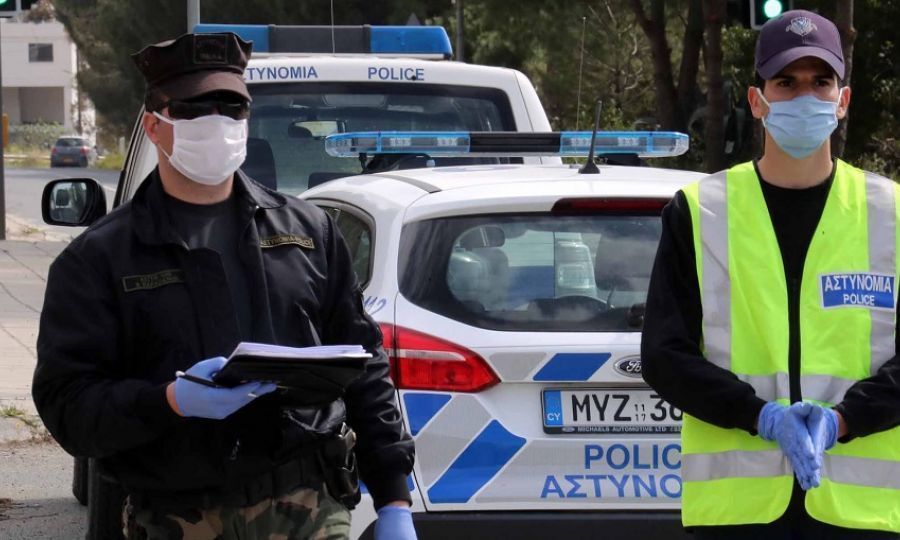 Δεν φορούσε κανείς μάσκα – «Καμπάνα» 1,500 ευρώ σε σωματείο - Καταγγελίες και σε πρατήρια καυσίμων