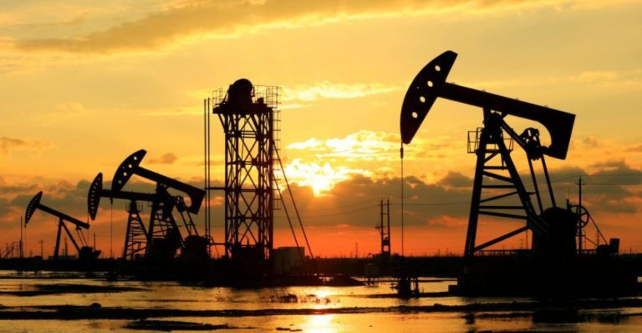 Εκτινάχθηκαν οι εξαγωγές ρωσικού πετρελαίου τον Μάρτιο - Μειώθηκαν τα έσοδα