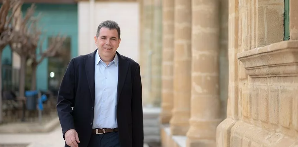 Ανδρέας Παπαχαραλάμπους: Αριστίνδην υποψήφιος με το ΕΛΑΜ στη Λευκωσία - «Με καθαρή καρδιά και γαλανή ψυχή»