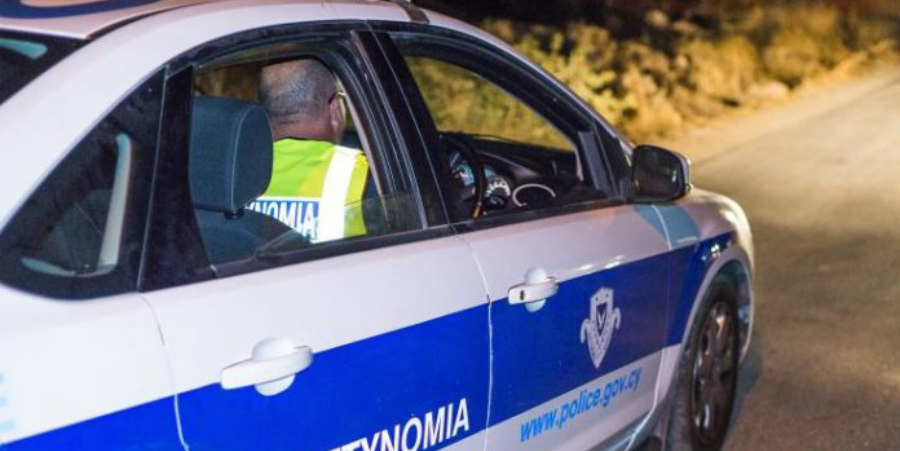 ΛΑΡΝΑΚΑ: Αστυνομικοί βρήκαν καταζητούμενο σε μπυραρία 
