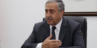 Ο Μουσταφά Ακιντζί να μην συμμετέχει σε διαπραγματεύσεις για το Κυπριακό, λέει το ΚΕΕ