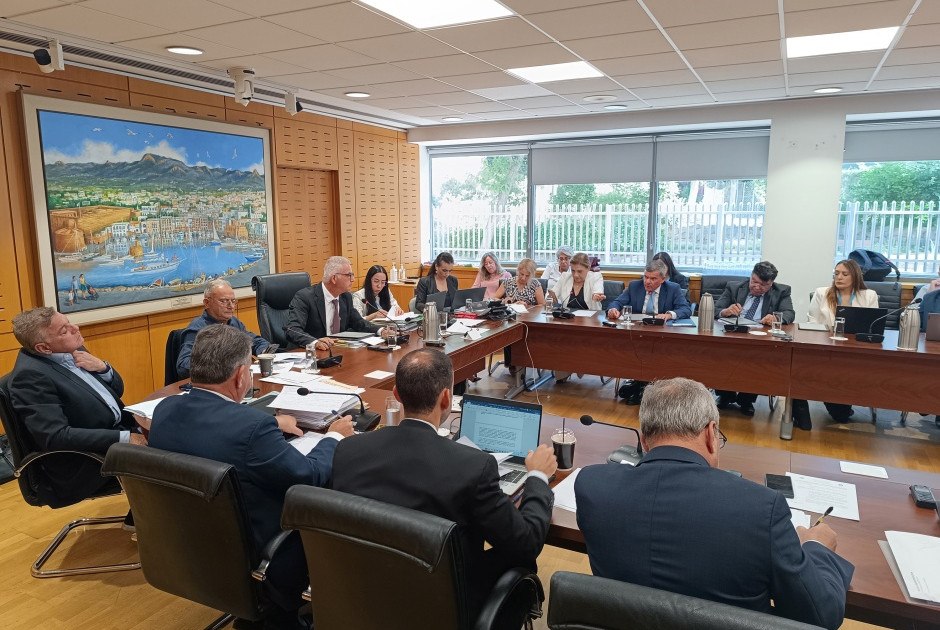 Επ. Ενέργειας: Μηχανισμό ισχύος για ενδεχόμενη ανεπάρκεια ηλεκτρισμού από 2030 δρομολογεί η ΡΑΕΚ
