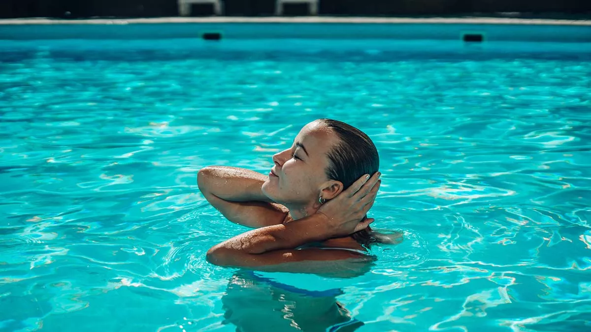 Κολύμπι: Πέντε συμβουλές για να αποφύγουμε τις πιο συχνές μολύνσεις στην πισίνα