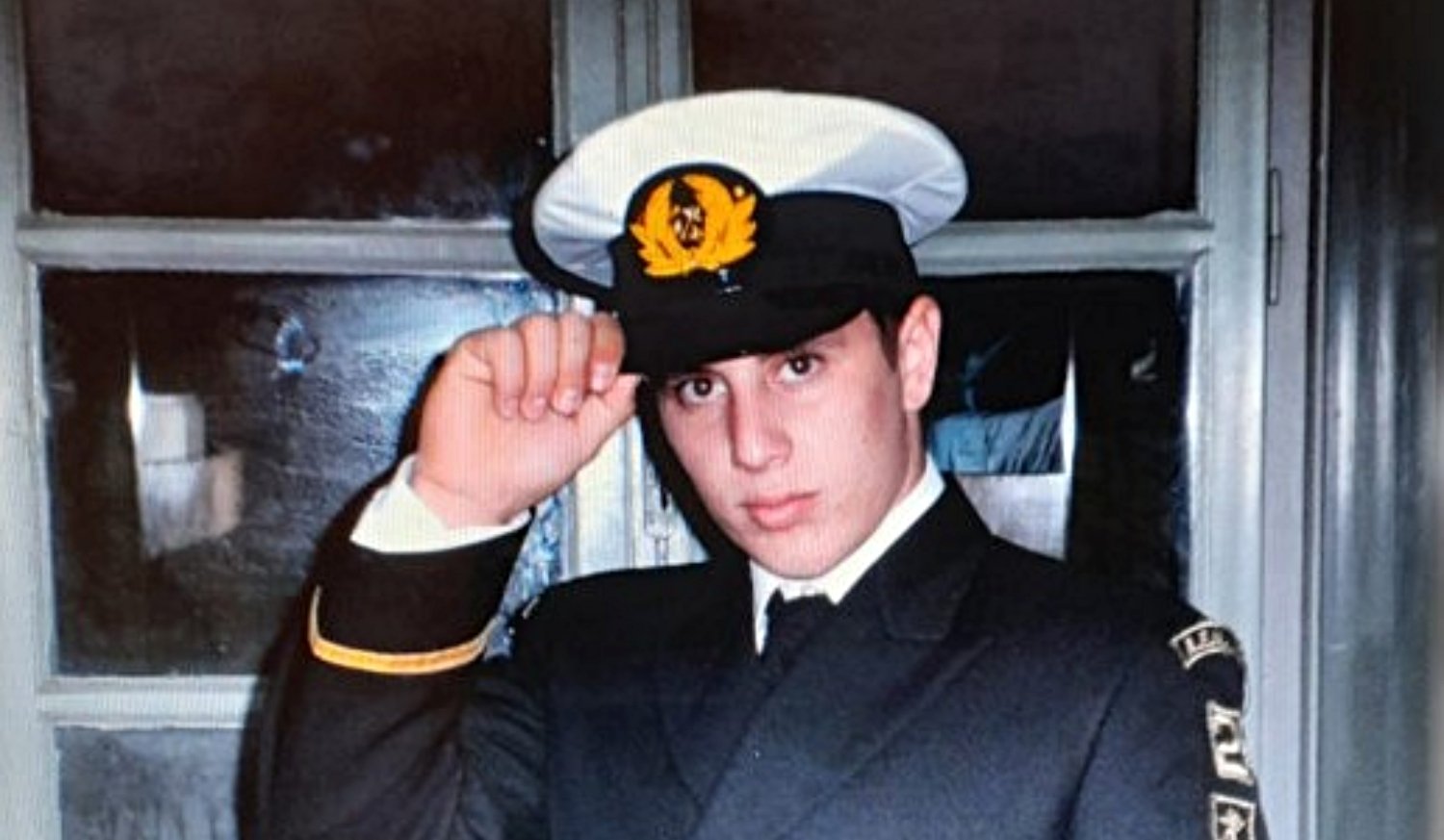 VIDEO - Μητέρα Βαγγέλη: «Όλα τα στοιχεία δείχνουν ότι πρόκειται για δολοφονία - Εμπλέκεται είτε αστυνομικός είτε στρατιωτικός»