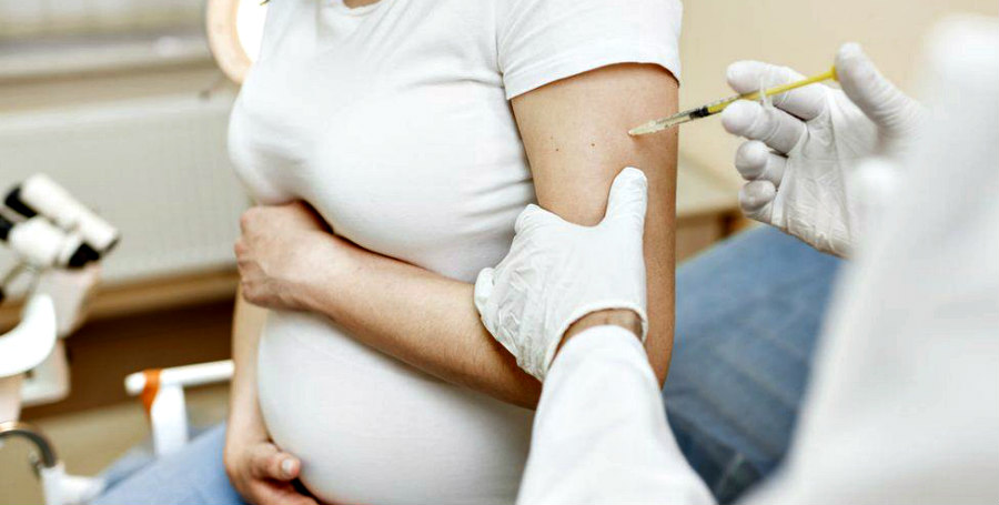 ΚΟΡΩΝΟΙΟΣ - ΕΡΕΥΝΑ: Ποια εμβόλια είναι ασφαλή για εγκύους, θηλάζουσες και όσες θέλουν να κάνουν παιδί 