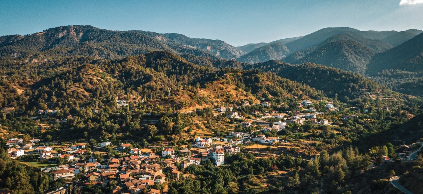 Επιστρέφει το απόλυτο hot spot του χωριού - Το rooftop bar που θα συζητηθεί αυτό το καλοκαίρι
