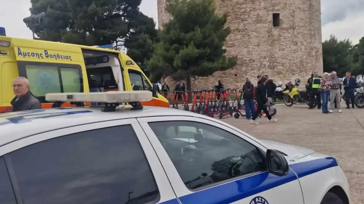 Θρίλερ στη Θεσσαλονίκη: Άνδρας έπεσε από τον Λευκό Πύργο και σκοτώθηκε