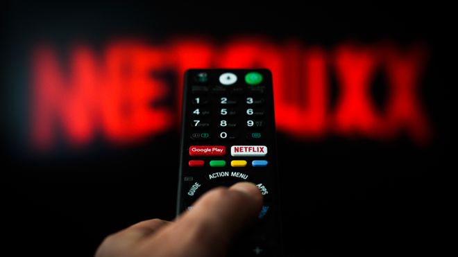 Ξεκίνησαν οι αυξήσεις τιμών του Netflix σε ΗΠΑ και Μ. Βρετανία 